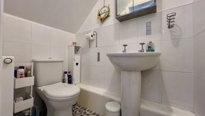 Photo 16- click for photo gallery